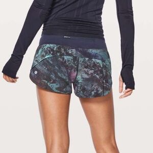 Lululemon Speed Up Short 2.5” Radiant Multi